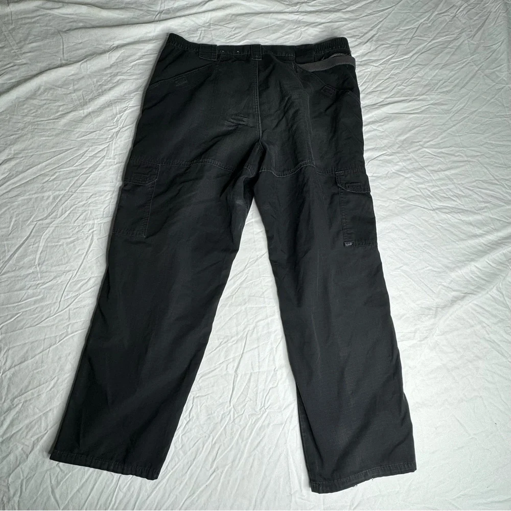 5.11 Tactical Faded Black‎ Ripstop Pants Mens Size 38x30 DAMAGED SEE DESCRIPTION - Picture 2 of 12